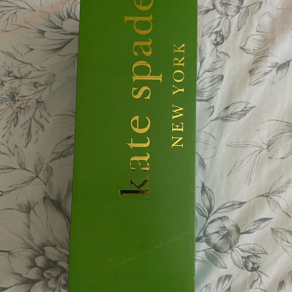 Sandals - Picture 12 of 13